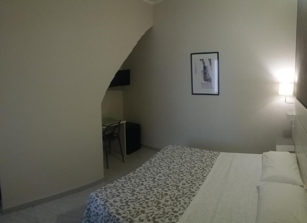 Hotel Malibu スポトルノ エクステリア 写真